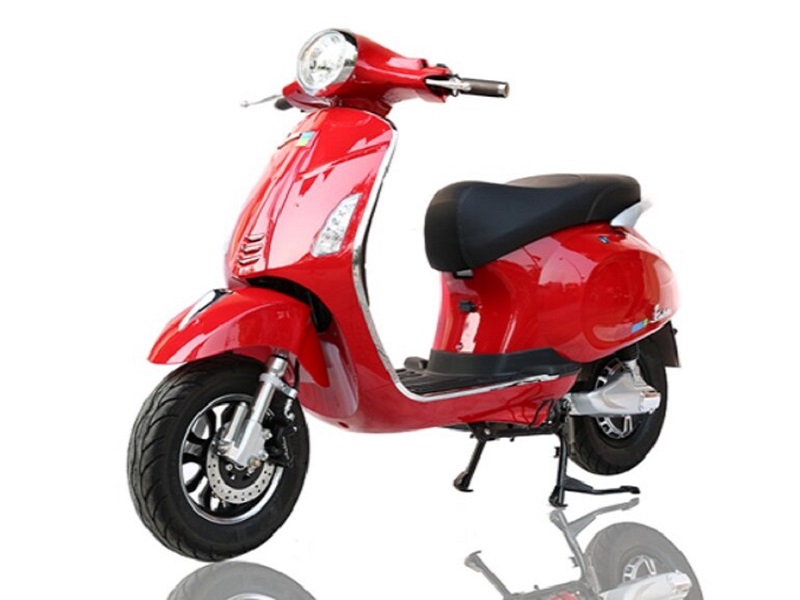 xe-may-dien-vespa-co-ben-khong-1