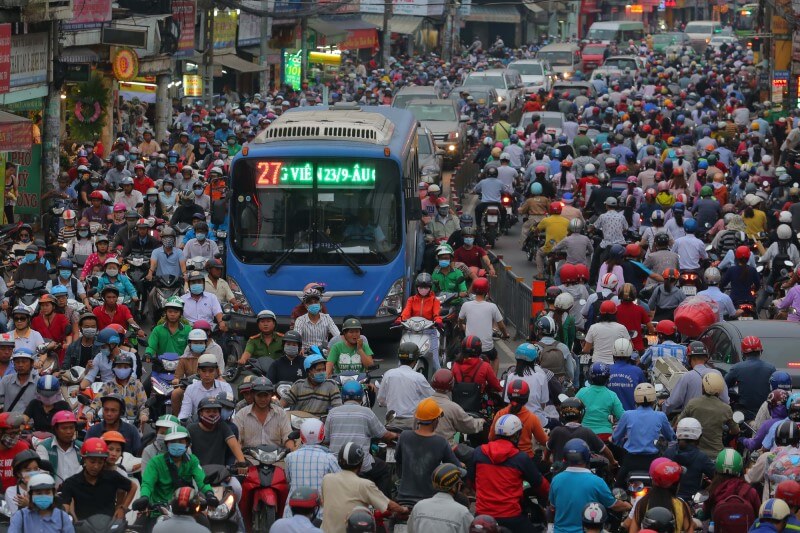 Xe máy 2 bánh là phương tiện giao thông được sử dụng nhiều nhất tại Việt Nam trong nhiều năm qua.