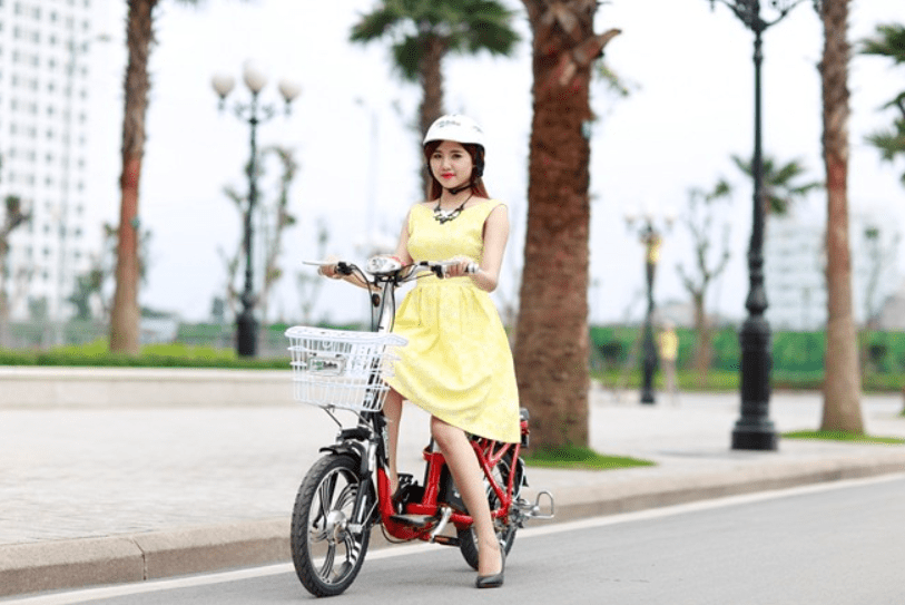 Hướng dẫn cách đi xe đạp điện đúng và an toàn