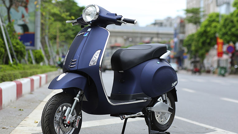 xe máy điện vespa giá cả phải chăng