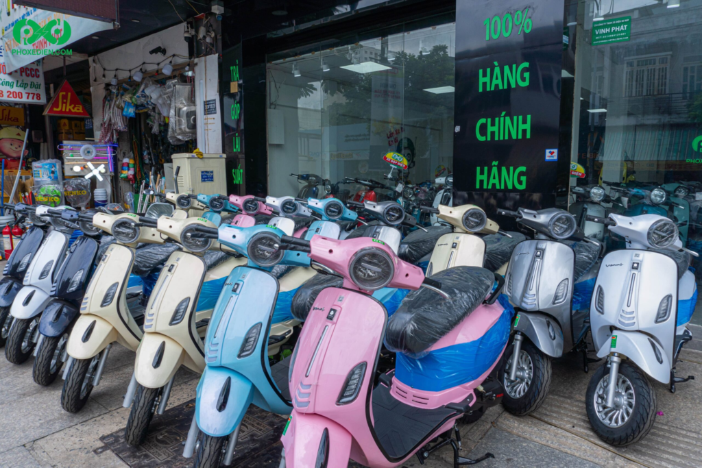 Top 5 xe máy 50cc tay ga đẹp mãn nhãn, chất lượng vượt trội 15 Xe máy 50cc tay ga DVMotor Venus cá tính, mạnh mẽ
