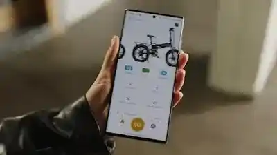 Ung-dung-thong-minh-ADO-E-Bike