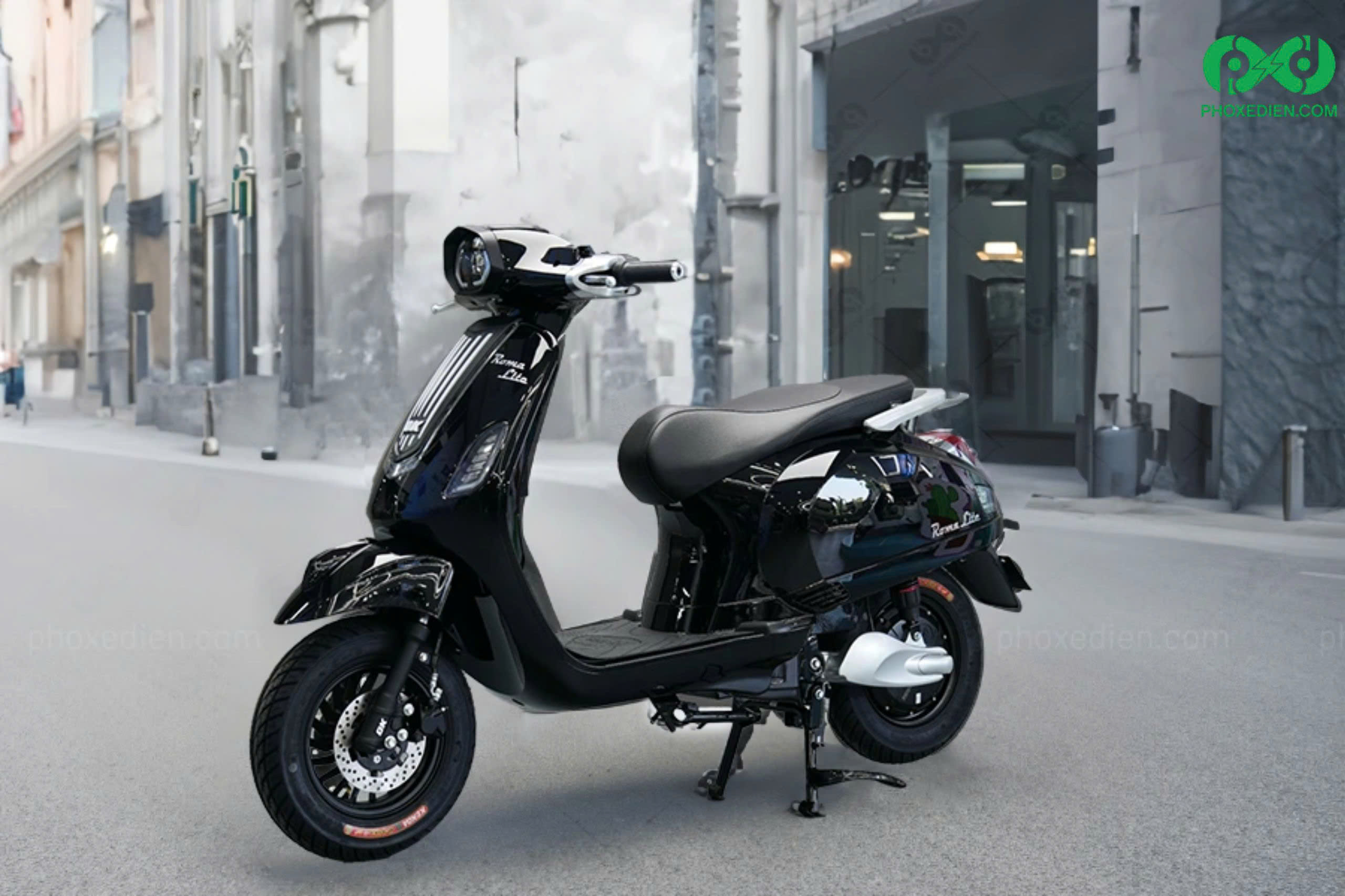 Top 5 mẫu xe máy điện rẻ nhất hiện nay phù hợp cho sinh viên 7 DK-ROMA-LITE-S